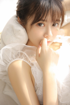 《艳女痴情》电影